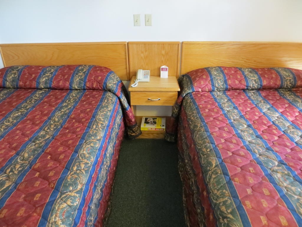 City Centre Motel Vancouver Szoba fotó