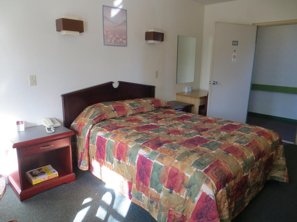 City Centre Motel Vancouver Szoba fotó